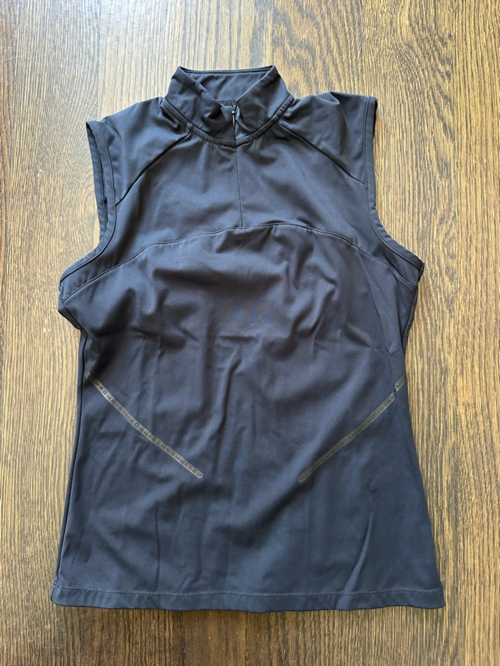 Rohnisch women’s xs Black Sleeveless Golf top mock neck zip collar